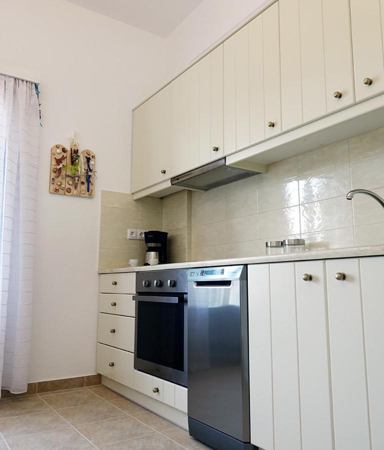 Flora Apartments Дріос Екстер'єр фото