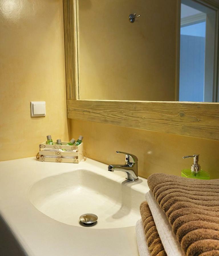 Flora Apartments Дріос Екстер'єр фото